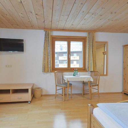 Pension Haus Romy Schoppernau Esterno foto