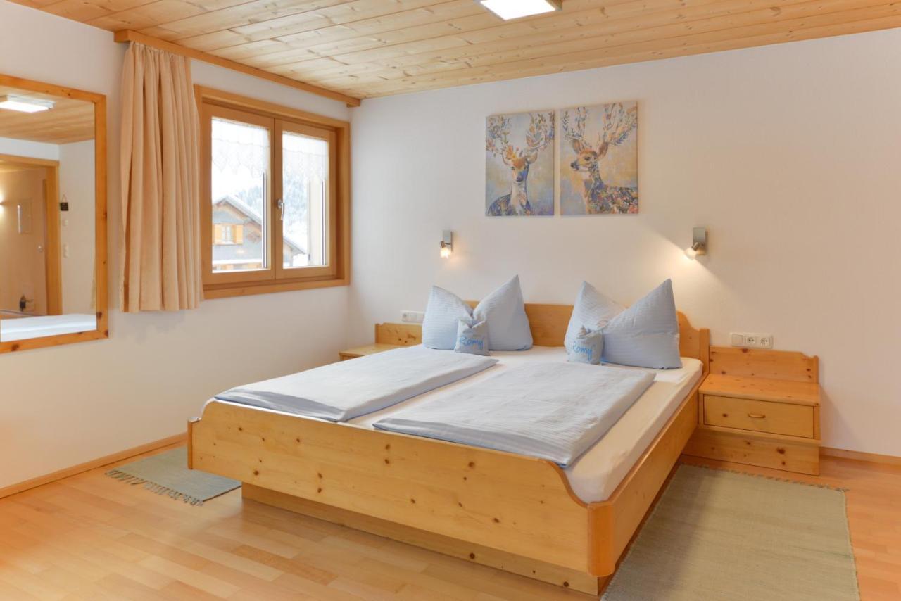 Pension Haus Romy Schoppernau Esterno foto